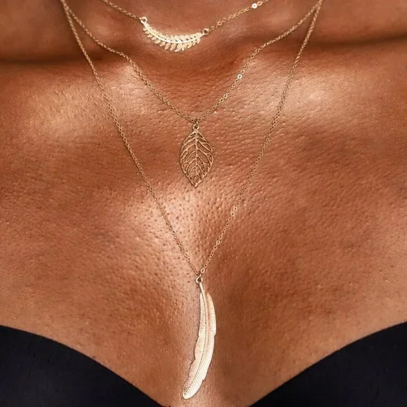 Leaf Pendant Necklace Triple Layered - Picture 3 of 10